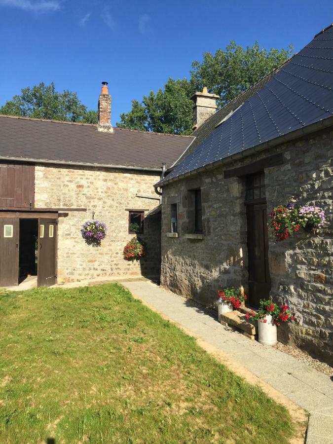 No 3 Route De Lingramiere Bed & Breakfast La Ferte-Mace Dış mekan fotoğraf