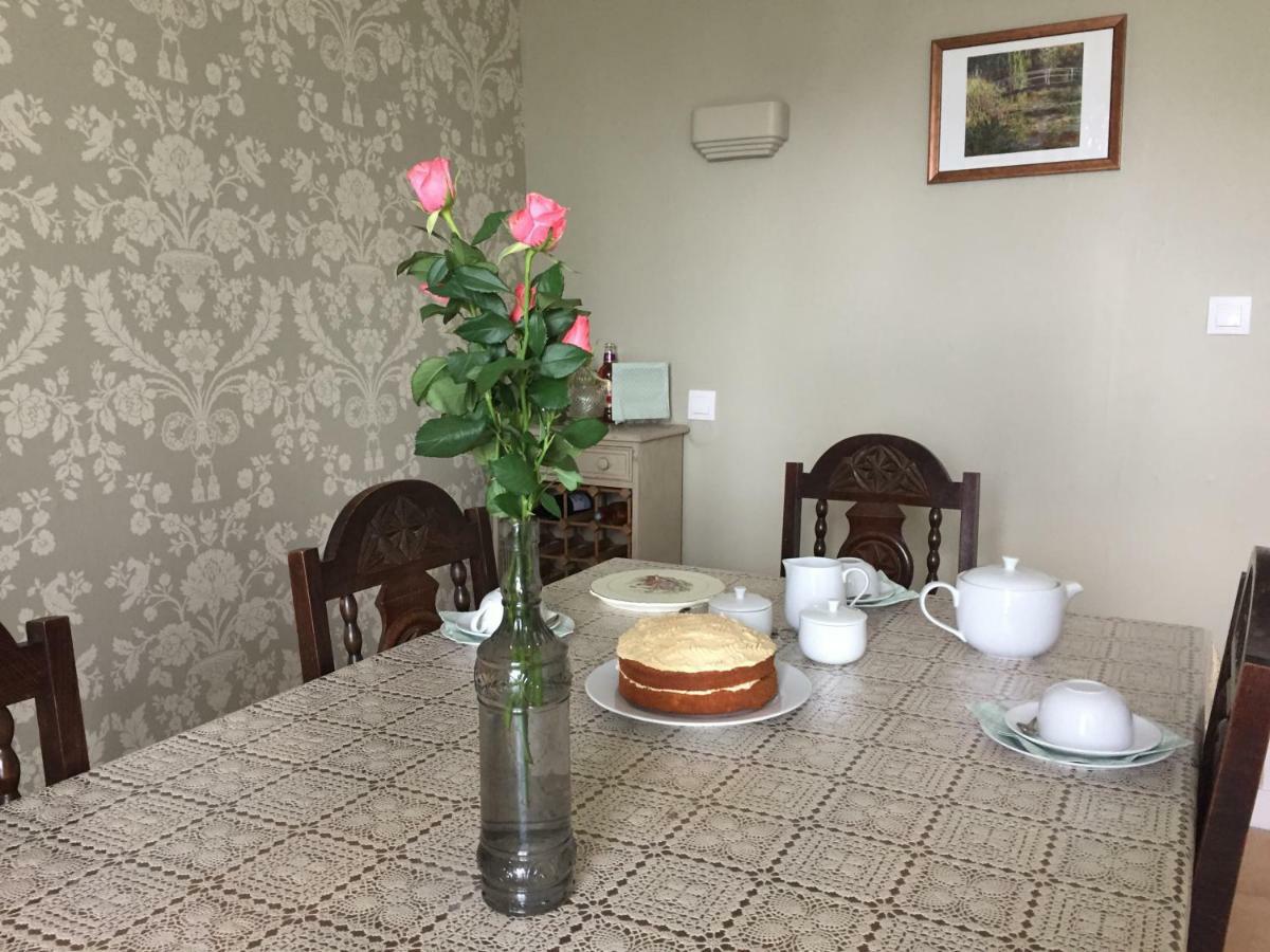 No 3 Route De Lingramiere Bed & Breakfast La Ferte-Mace Dış mekan fotoğraf